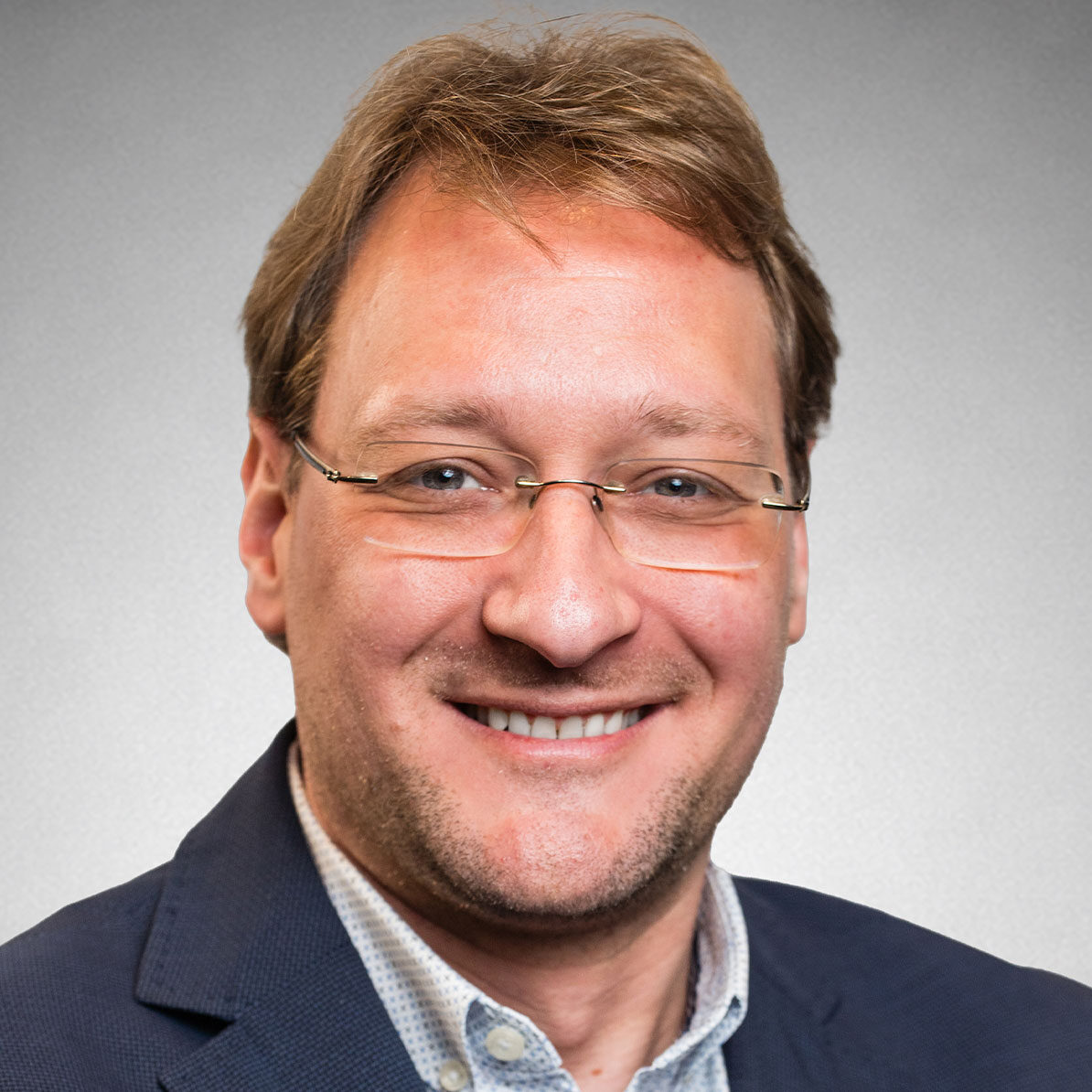 Nikola Milinkovic headshot.